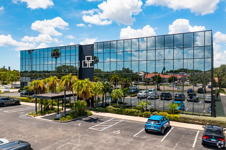 3665 Bee Ridge Rd, Sarasota, FL à louer - Photo de l’immeuble – Image 3 sur 7