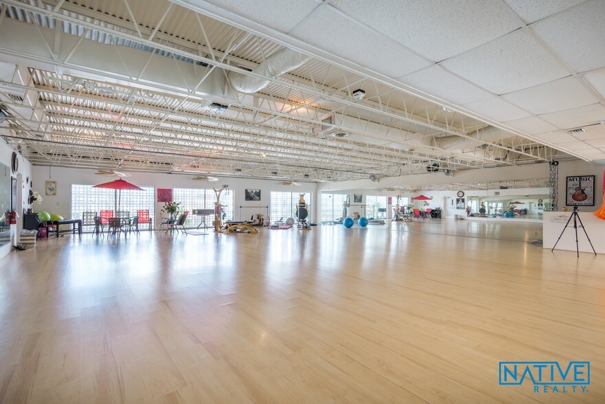 218 Commercial Blvd, Fort Lauderdale, FL à louer - Autre – Image 2 sur 25