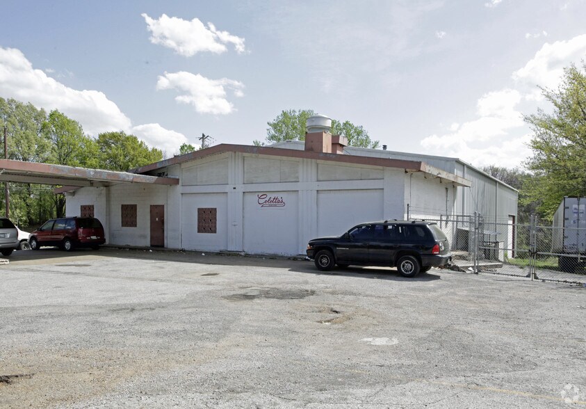 1055 S Parkway E, Memphis, TN à vendre - Photo principale – Image 1 sur 2
