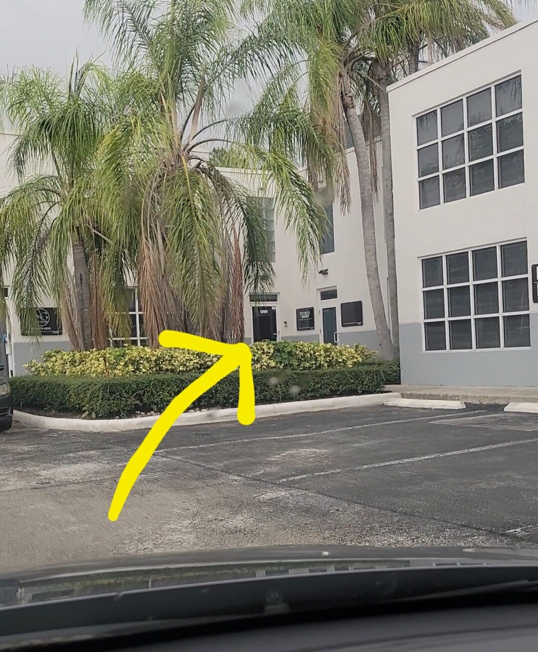 13382-13422 SW 128th St, Miami, FL à louer Photo de l’immeuble– Image 1 sur 5