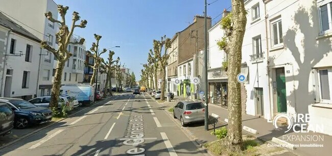 Plus de détails pour Local commercial à louer