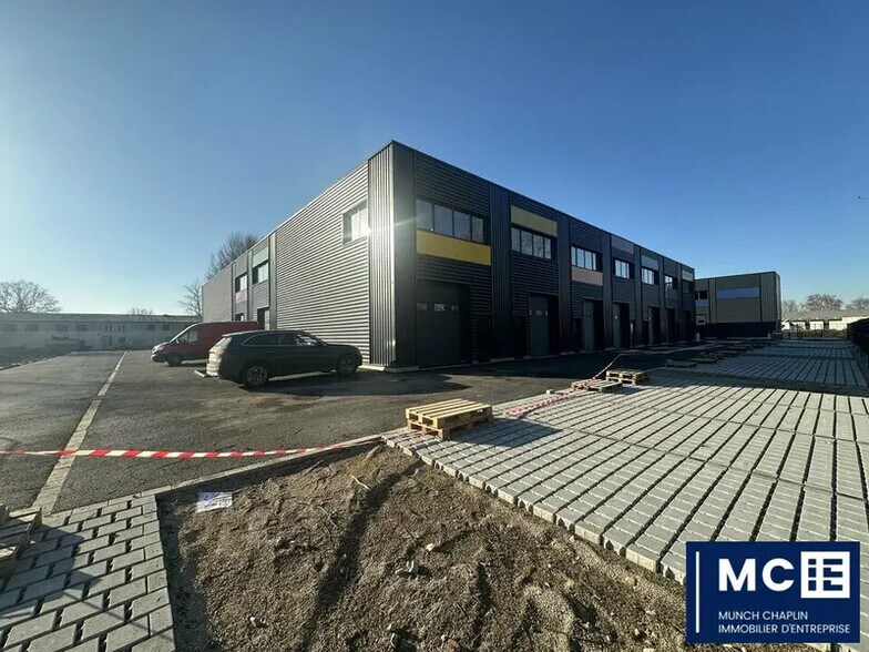 Local d’activités dans Bischheim à louer - Photo de l’immeuble – Image 1 sur 5