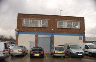 Plus de détails pour 26A-26C Lyon Rd, Walton On Thames - Local d'activités à louer