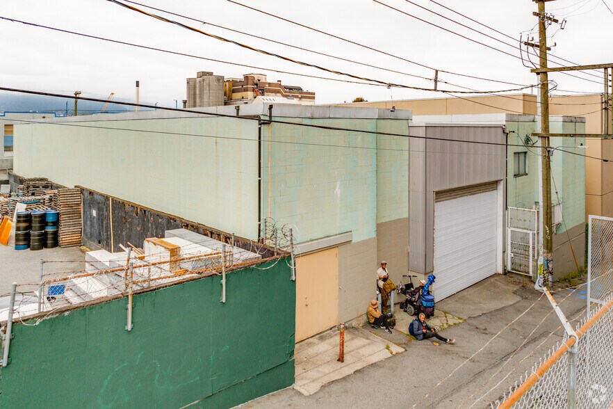 920 Cordova St E, Vancouver, BC à vendre - Photo de l’immeuble – Image 2 sur 2