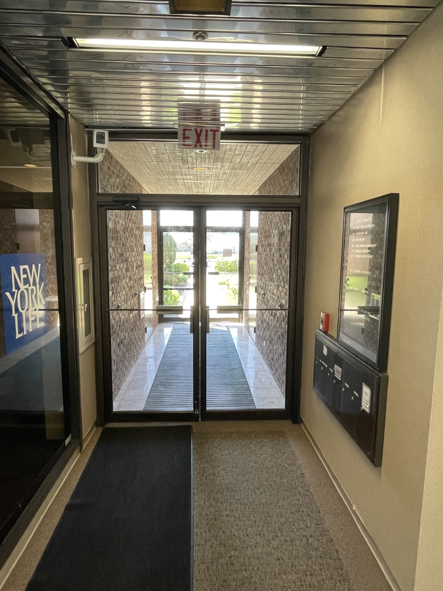3805 E Main St, St Charles, IL à louer Hall d’entrée– Image 1 sur 11
