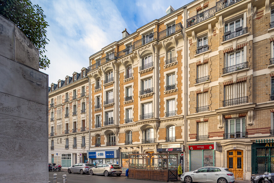 112 Avenue Henri Ginoux, Montrouge à louer - Photo principale – Image 1 sur 2