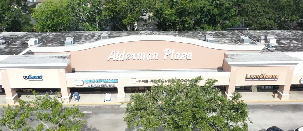 35104 US Highway 19 N, Palm Harbor, FL à louer - Photo de l’immeuble – Image 3 sur 4