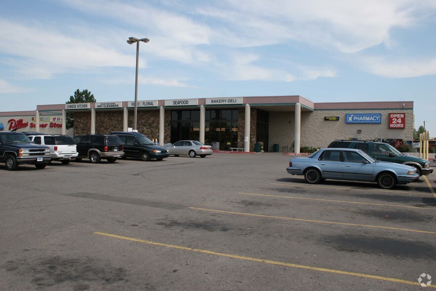 5500 E Harry St, Wichita, KS à louer - Photo de l’immeuble – Image 2 sur 6
