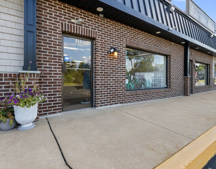 333 E Lincoln Hwy, Exton, PA à louer - Photo de l’immeuble – Image 2 sur 10