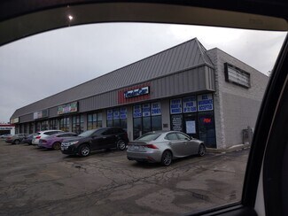 Plus de détails pour 8025-8055 N 76th St, Milwaukee, WI - Local d’activités à vendre