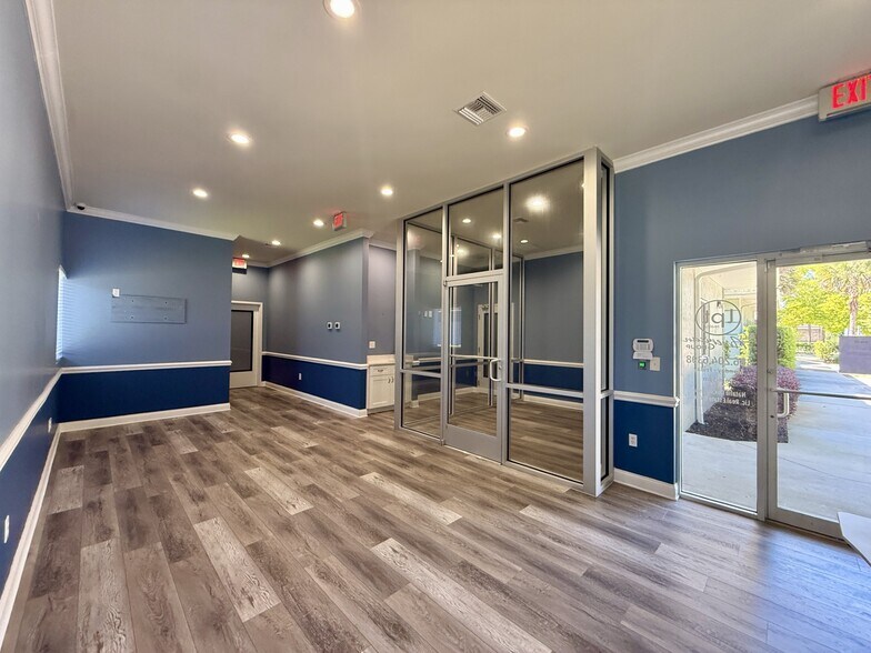 90 Fox Ridge Ct, DeBary, FL à vendre - Photo intérieure – Image 3 sur 17