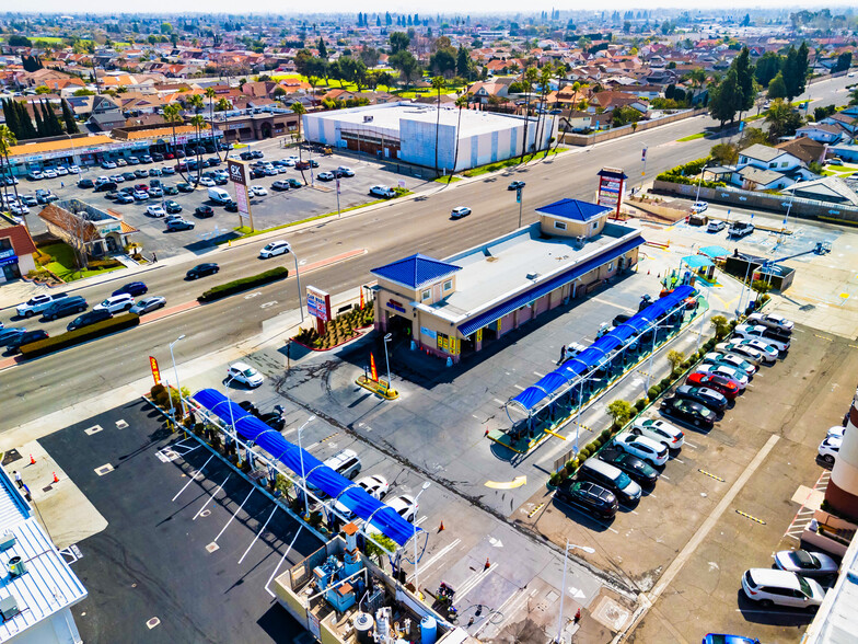 14571 Brookhurst St, Westminster, CA à vendre - Photo de l’immeuble – Image 2 sur 21