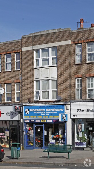 284 Neasden Ln, Londres à louer - Photo de l’immeuble – Image 2 sur 4