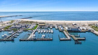 Plus de détails pour 369 Dune Rd, Hampton Bays, NY - Spécialisé à vendre