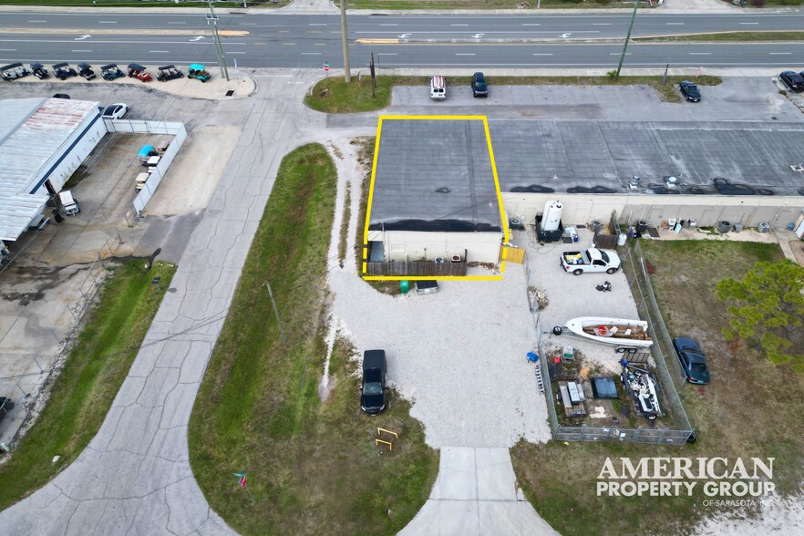 3285 Placida Rd, Englewood, FL à vendre - Photo de l’immeuble – Image 3 sur 5