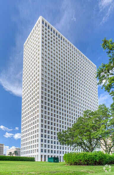 5 Greenway Plz, Houston, TX à louer - Photo de l’immeuble – Image 2 sur 4
