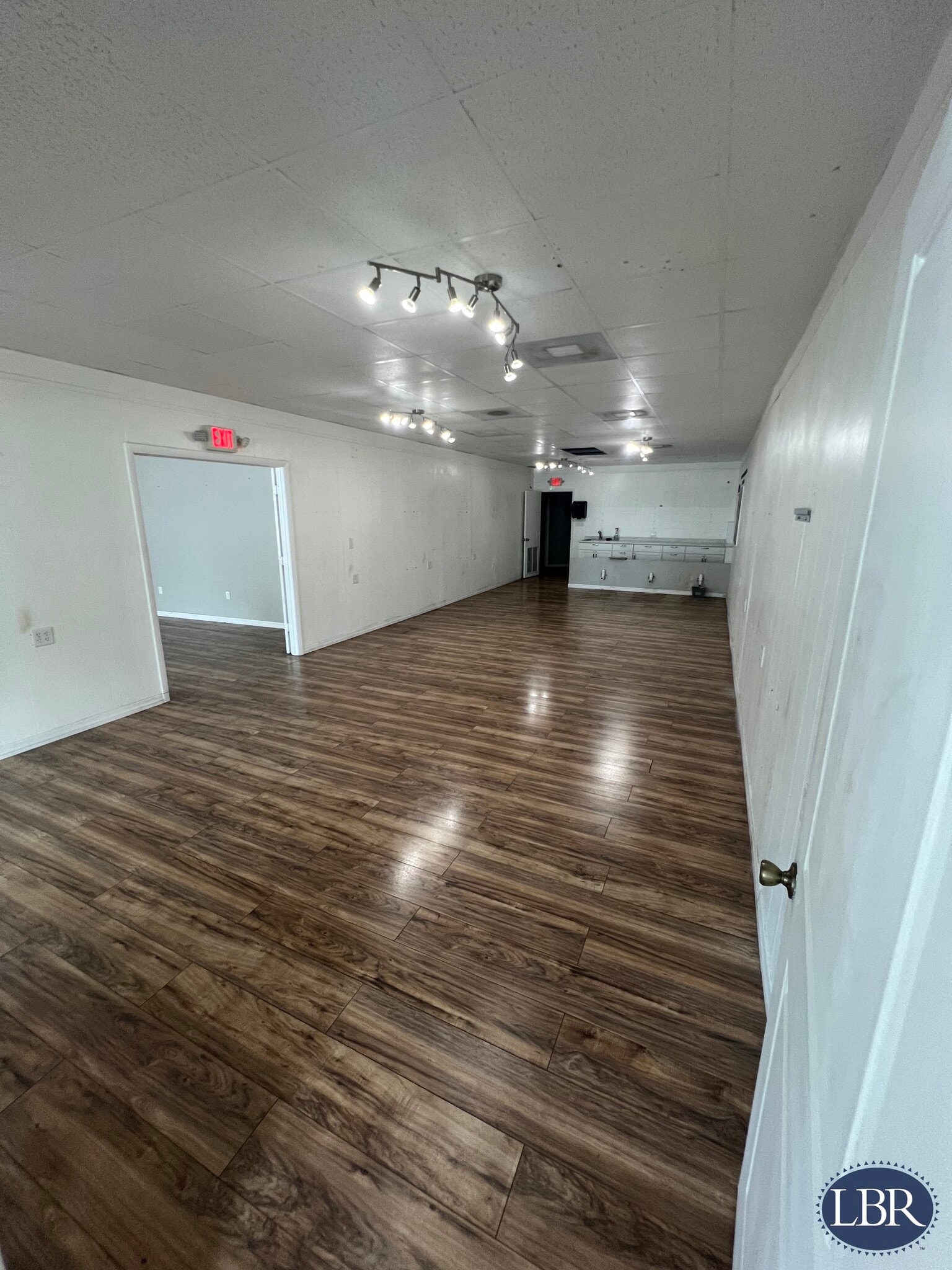 528-540 E New Haven Ave, Melbourne, FL à louer Photo intérieure– Image 1 sur 7