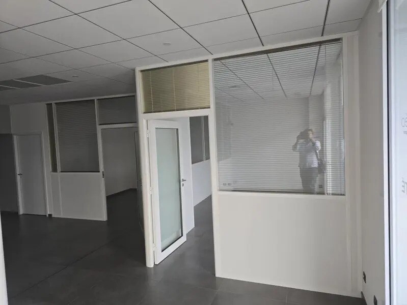 Bureau dans Eysines à louer Photo intérieure– Image 1 sur 5