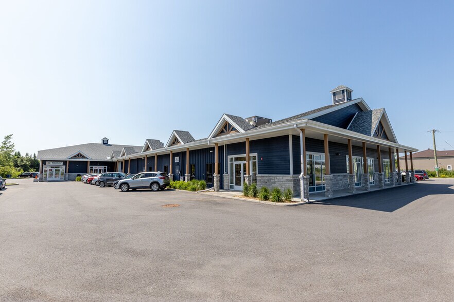 872 Rte De La Cité-Des-Jeunes, Saint-Lazare, QC à louer - Photo de l’immeuble – Image 2 sur 6