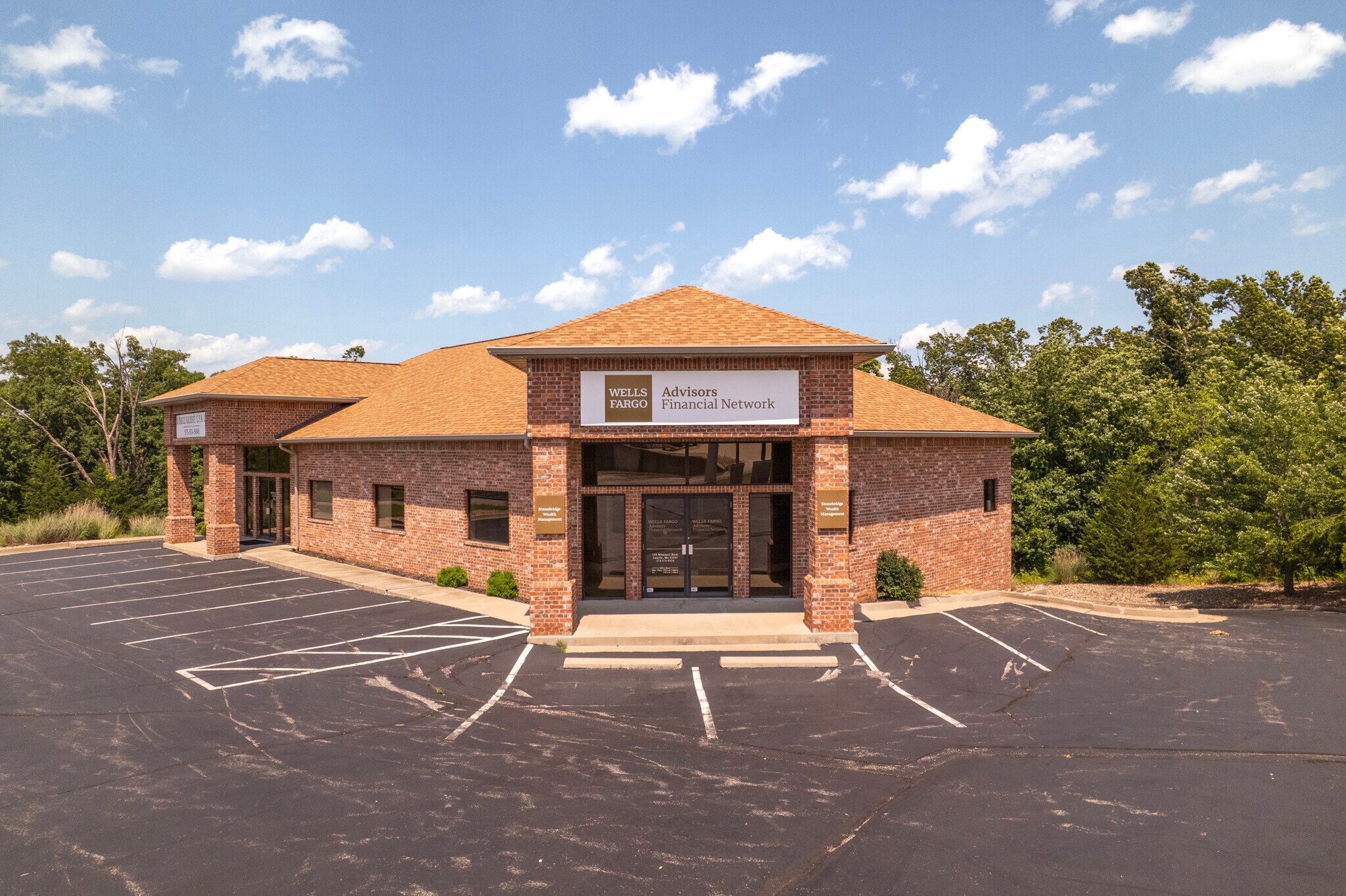 162 Missouri Blvd, Gravois Mills, MO à vendre Photo principale– Image 1 sur 10