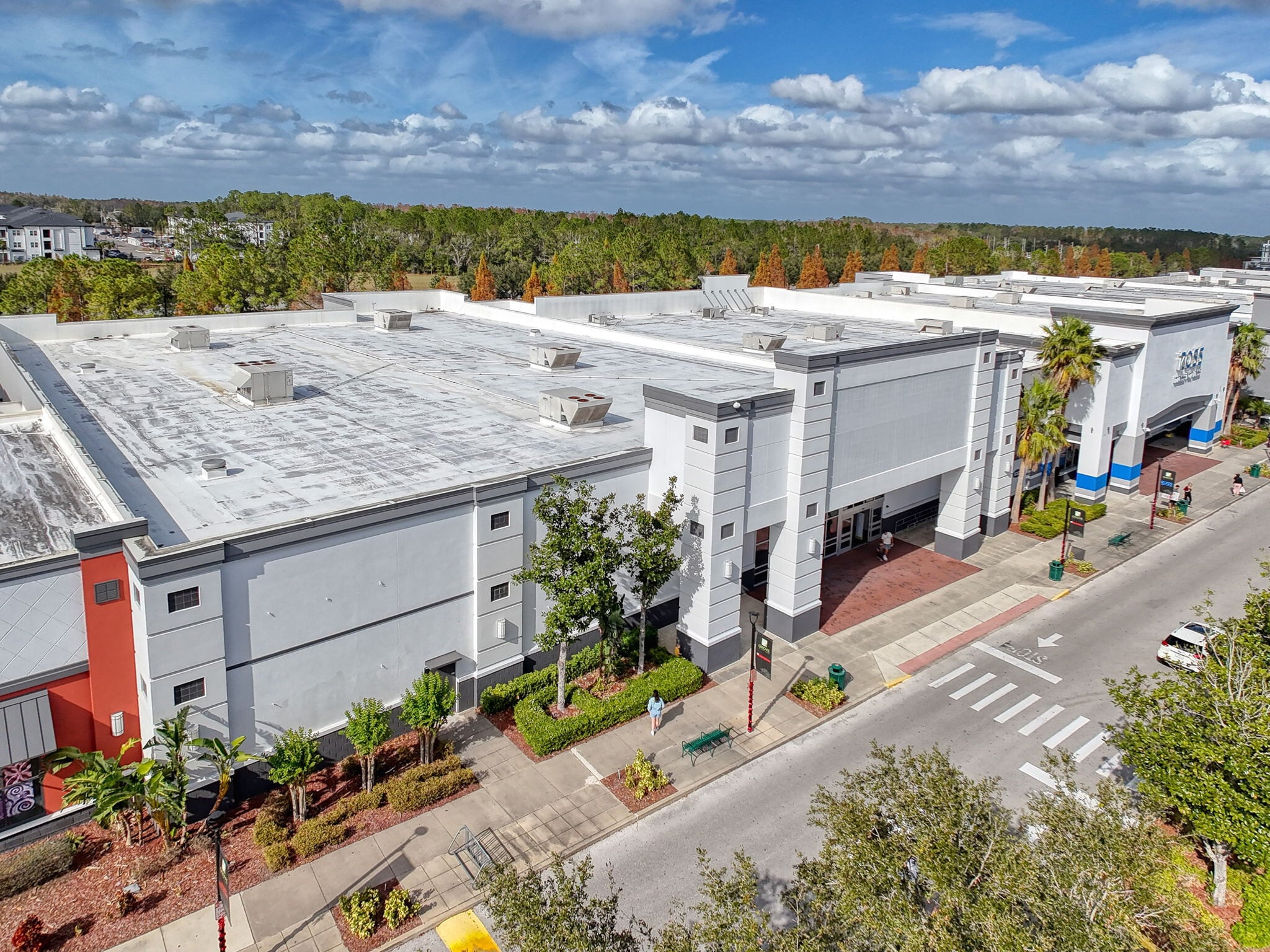 5845 Wesley Grove Blvd, Wesley Chapel, FL à louer Photo de l’immeuble– Image 1 sur 8