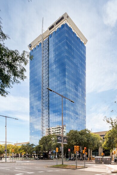 Carrer de Tarragona, 141, Barcelone, Barcelona à louer - Photo de l’immeuble – Image 2 sur 8