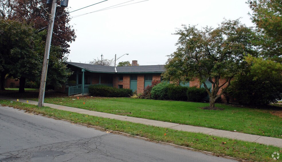 3 Parkside Ct, Utica, NY à louer - Photo de l’immeuble – Image 2 sur 23