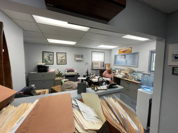 2504 Grand Ave, Baldwin, NY à louer - Photo intérieure – Image 2 sur 46