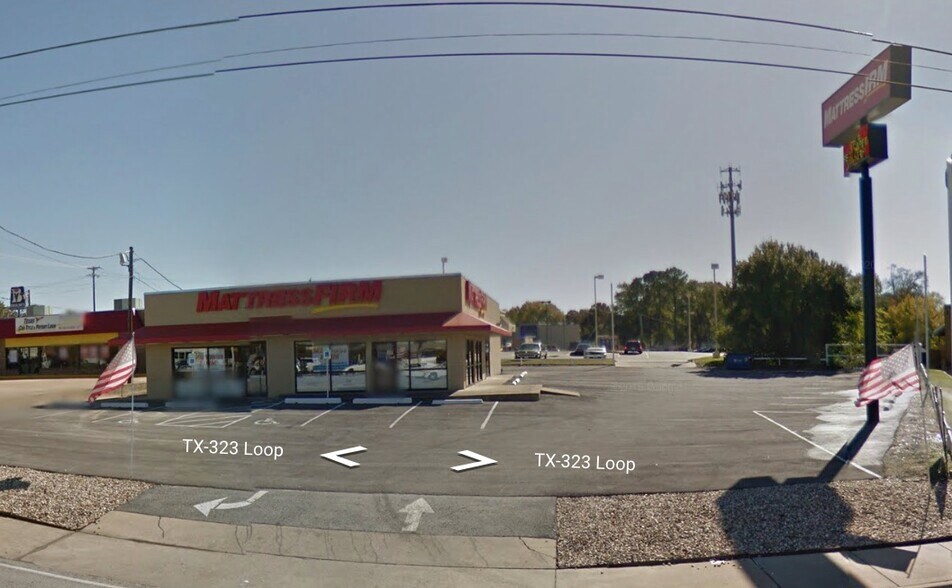 2119 E Southeast Loop 323, Tyler, TX à louer - Photo de l’immeuble – Image 3 sur 5