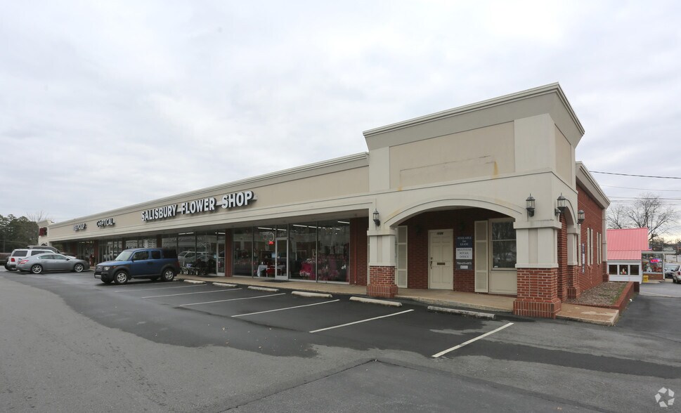 1818 W Innes St, Salisbury, NC à louer - Photo principale – Image 2 sur 6
