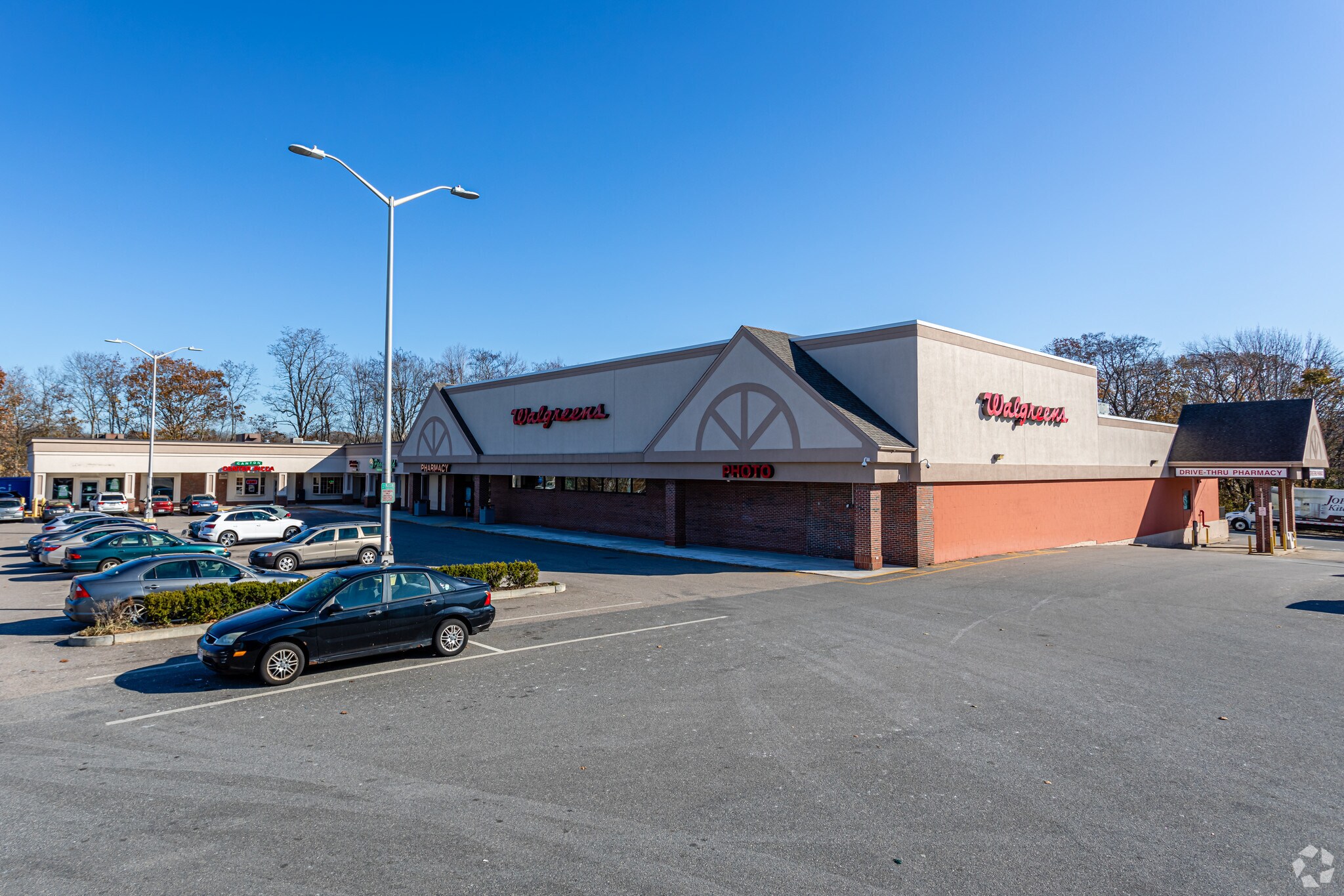 635 Washington St, Canton, MA à louer Photo principale– Image 1 sur 5