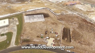 Lots 17 & 18 Technology Pky, Cedar Falls, IA à louer - Vidéo sur l’annonce professionnelle