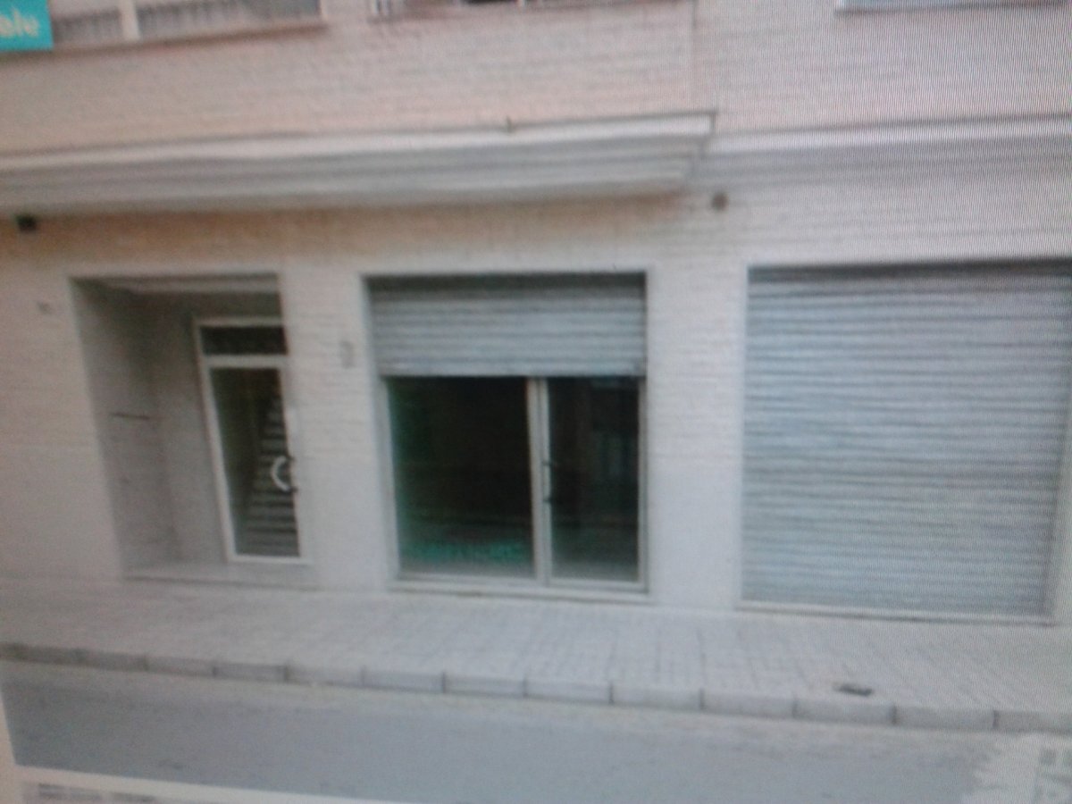 Local commercial dans Petrer à vendre Photo de l’immeuble– Image 1 sur 4