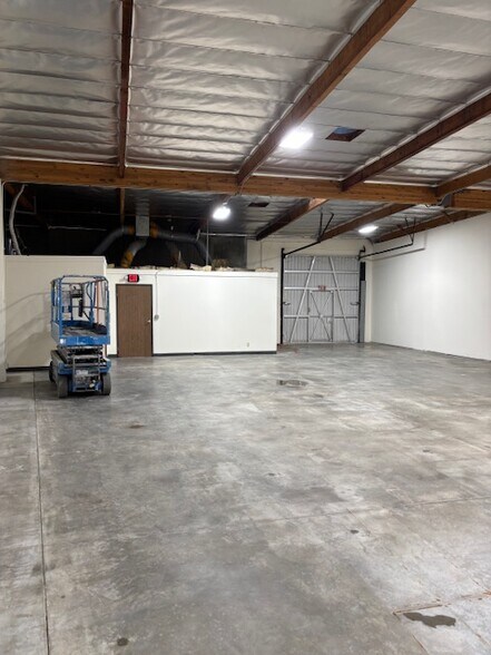 10699 Hickson St, El Monte, CA à louer - Photo de l’immeuble – Image 3 sur 8
