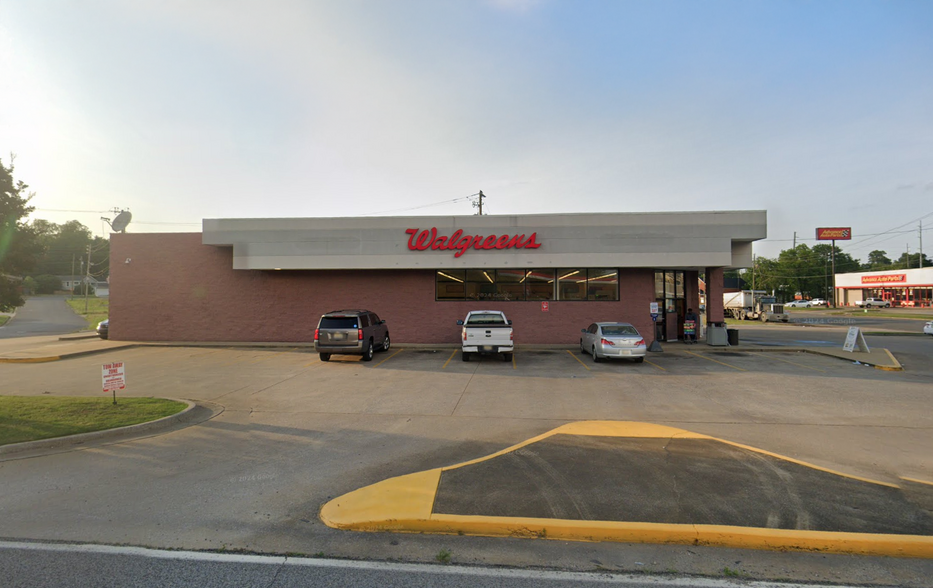 3206 15th St, Tuscaloosa, AL à louer - Photo de l’immeuble – Image 1 sur 5