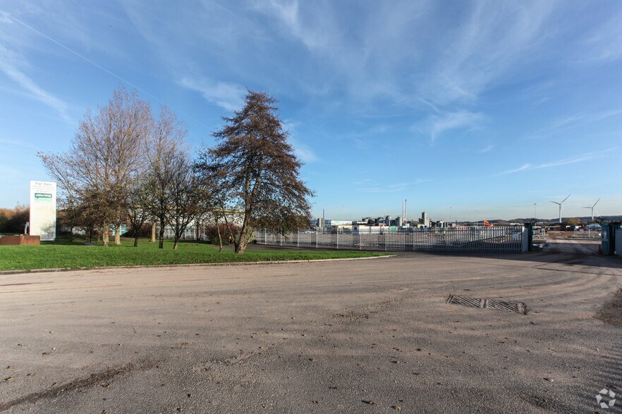 Smoke Ln, Avonmouth à louer - Photo de l’immeuble – Image 2 sur 8