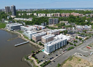 4 Main St, Edgewater, NJ à louer Photo de l’immeuble– Image 2 sur 3