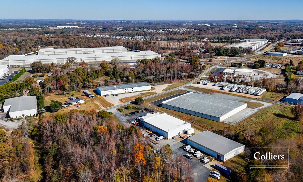 929 Berry Shoals Rd, Duncan, SC à vendre - Photo de l’immeuble – Image 3 sur 10