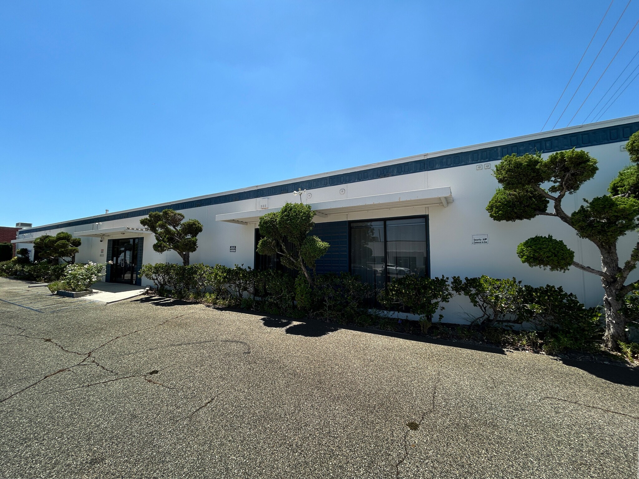 9015-9025 Fullbright Ave, Chatsworth, CA à louer Photo de l’immeuble– Image 1 sur 2