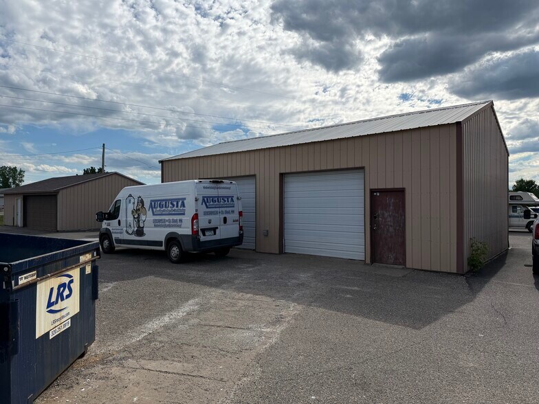 2805 Clearwater Rd, Saint Cloud, MN à louer - Photo de l’immeuble – Image 2 sur 3