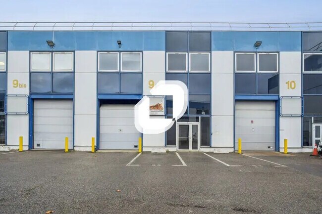 Plus de détails pour Bureau, Local d'activités à louer