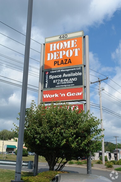 440 Boston Post Rd, Orange, CT à louer - Photo de l’immeuble – Image 3 sur 6