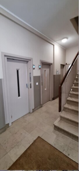 Bureau dans Paris à louer - Photo de l’immeuble – Image 3 sur 11