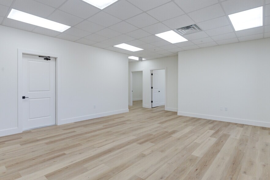 8111 Patel Dr, Wolfforth, TX à vendre - Photo de l’immeuble – Image 2 sur 33