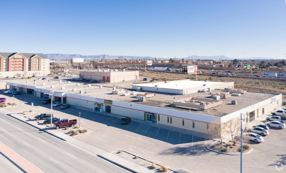 2400-2452 Menaul Blvd, Albuquerque, NM à louer - Photo de l’immeuble – Image 2 sur 2
