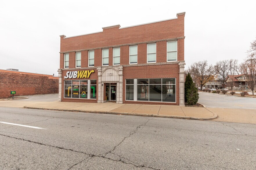 1151 S Kingshighway Blvd, Saint Louis, MO à louer - Photo de l’immeuble – Image 2 sur 9