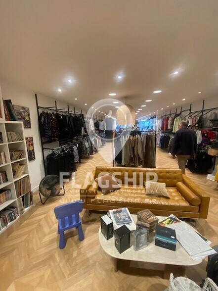 Local commercial dans Paris à louer - Photo intérieure – Image 2 sur 9