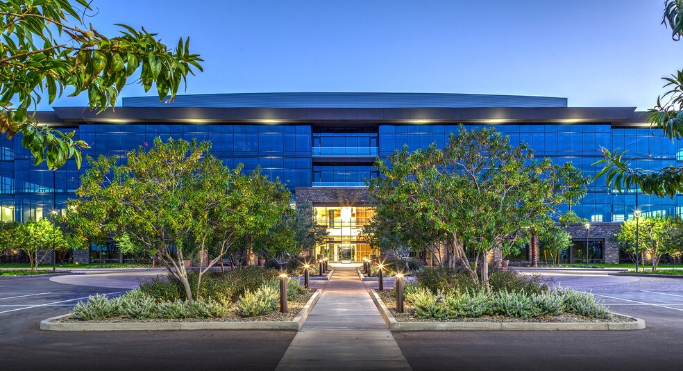 Gilbert & Pecos Rd, Gilbert, AZ à louer - Photo de l’immeuble – Image 3 sur 10