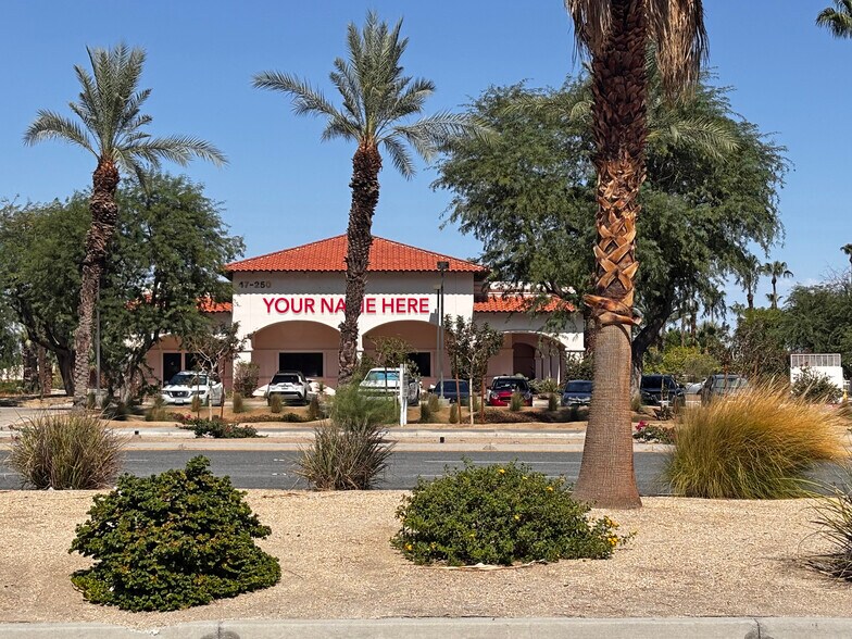 47250 Washington St, La Quinta, CA à louer - Photo de l’immeuble – Image 2 sur 2