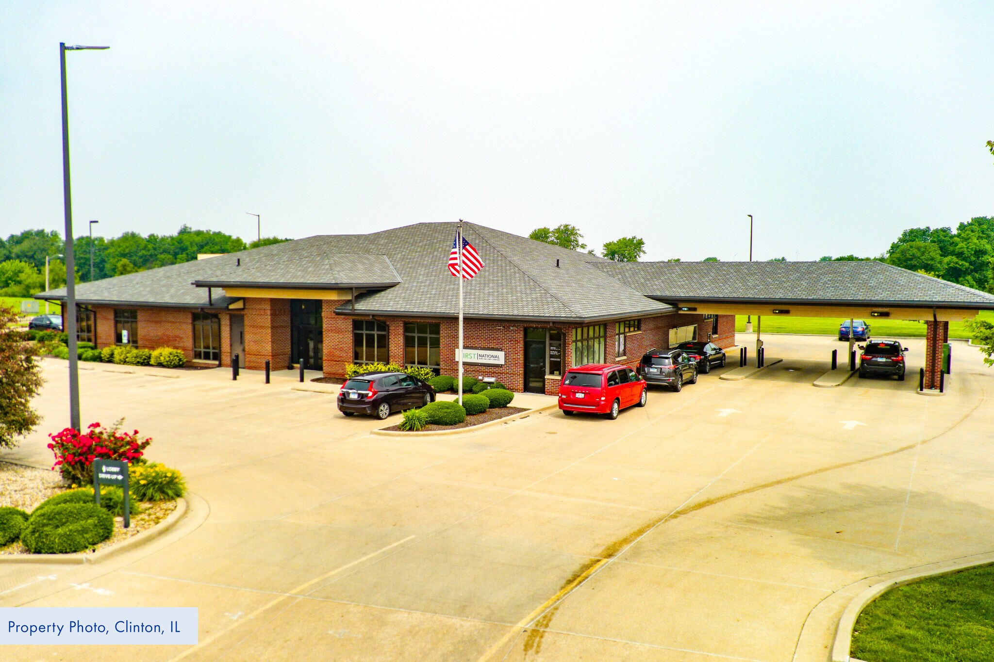 2 Kelli Ct, Clinton, IL à vendre Photo principale– Image 1 sur 2